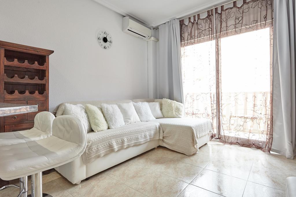 Lenas Apartments Pedro Lorca Torrevieja Exterior foto
